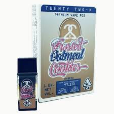 FROSTED OATMEAL COOKIES POD