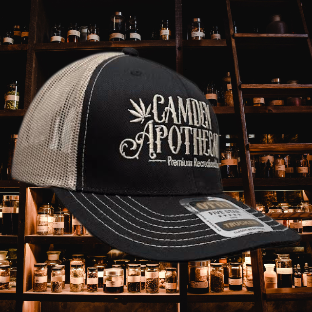 SNAPBACK | TAN AND BLACK