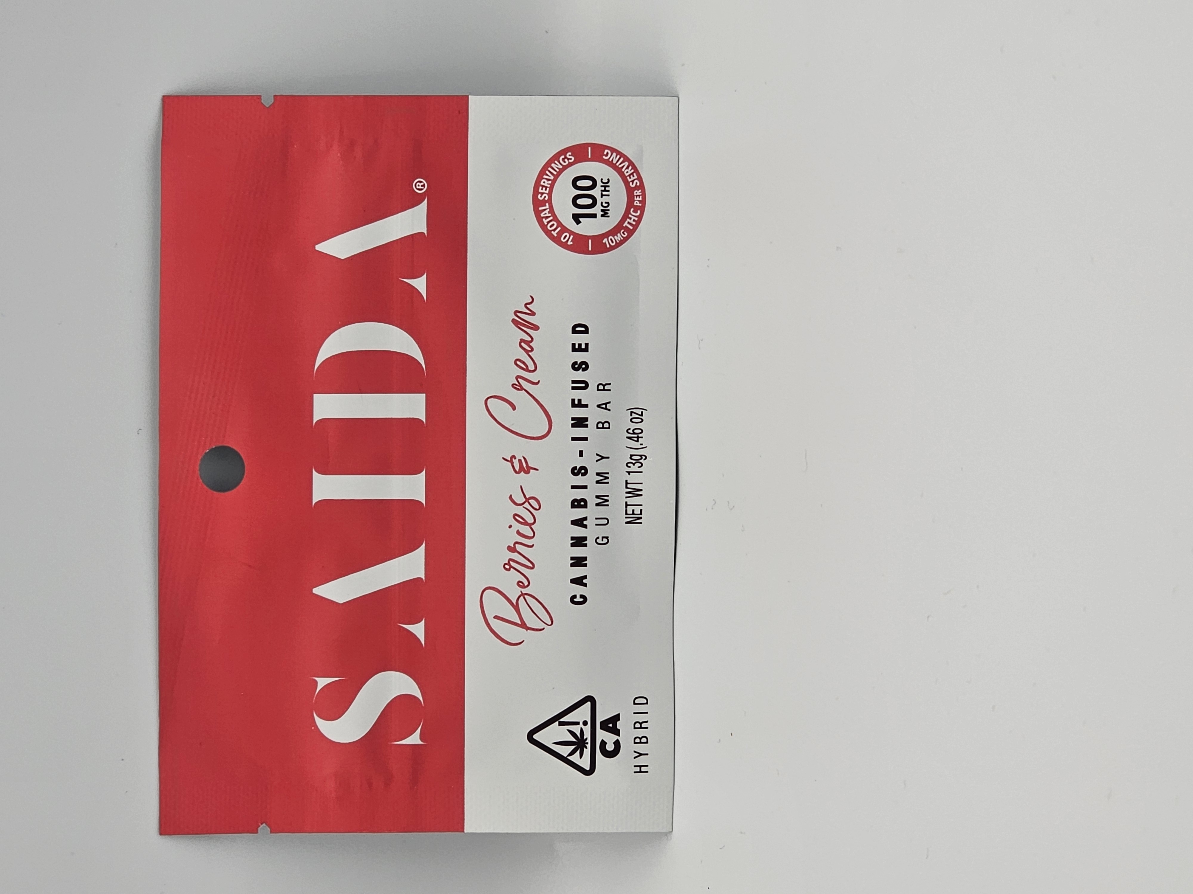 berries & cream 100mg gummy bar